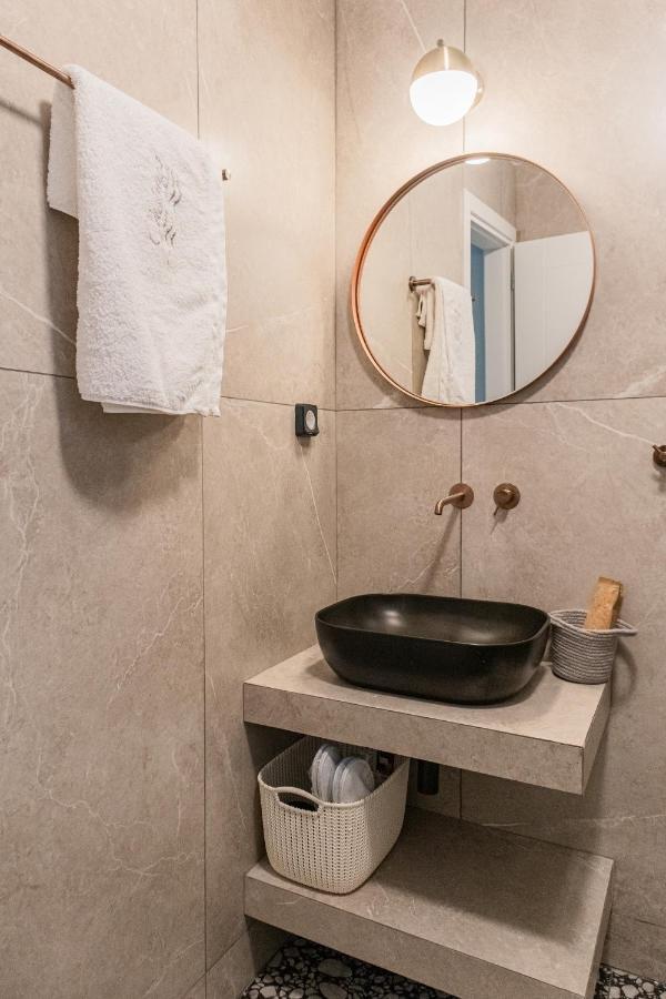 Chelmis Sea Front Apartments - Atlantis アルゴストリオン エクステリア 写真
